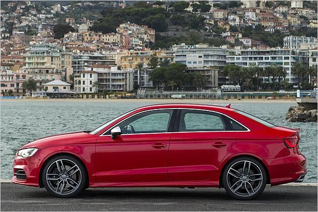Mit einer Länge von 4,47 Meter ist die S3 Limousine rund 25 Zentimeter kürzer als die S4 Limousine