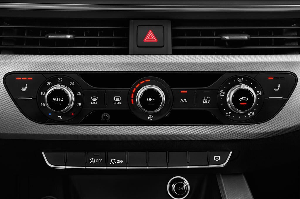 Audi A4 (Baujahr 2016) Sport 5 Türen Temperatur und Klimaanlage