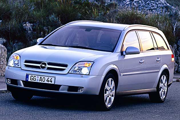 Vectra Caravan: Viel Raum, Funktionalität und Komfort