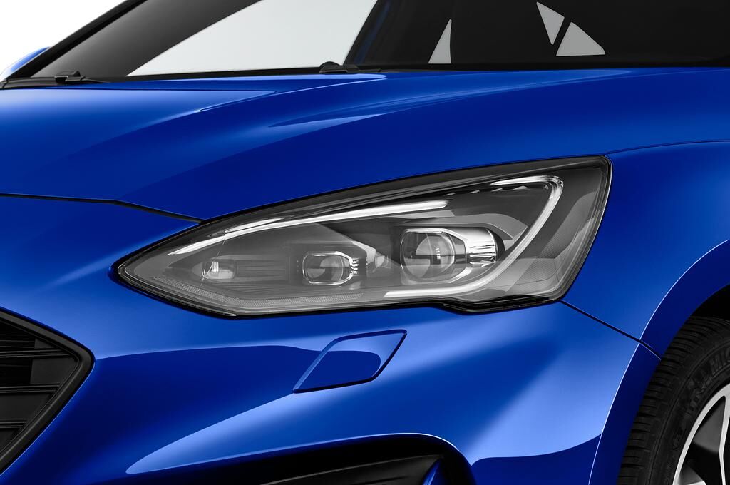 Ford Focus (Baujahr 2018) ST Line 5 Türen Scheinwerfer