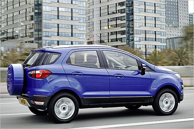 Der EcoSport ist 4,27 Meter lang, wovon alleine das Reserverad am Heck 26 Zentimeter ausmacht