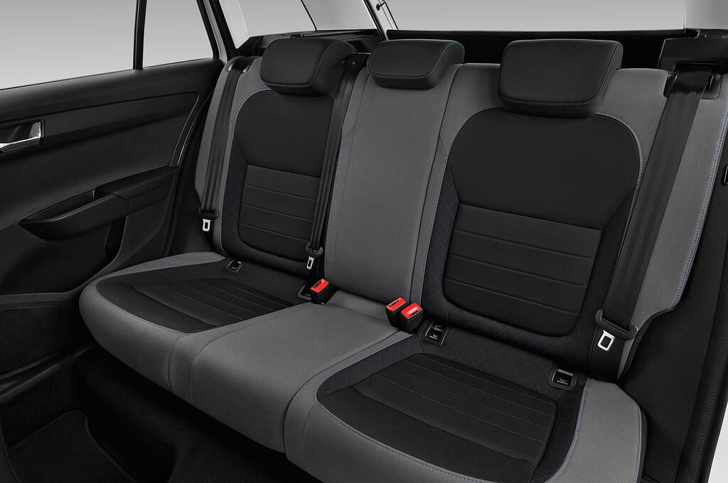 Skoda Fabia Combi (Baujahr 2019) Ambition 5 Türen Rücksitze