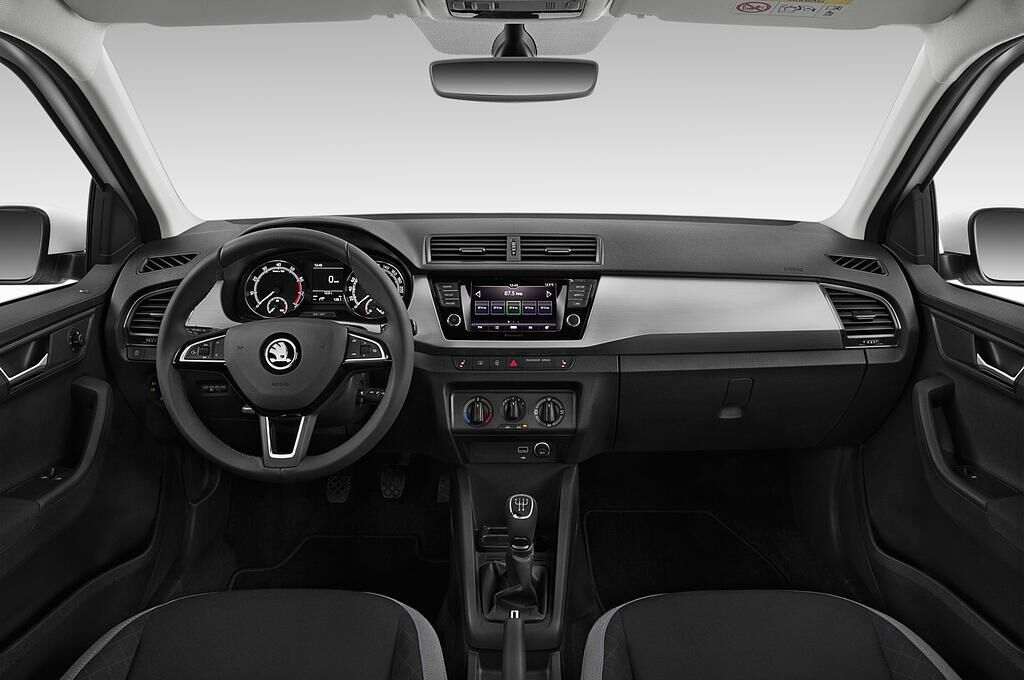 Skoda Fabia Combi (Baujahr 2019) Ambition 5 Türen Cockpit und Innenraum