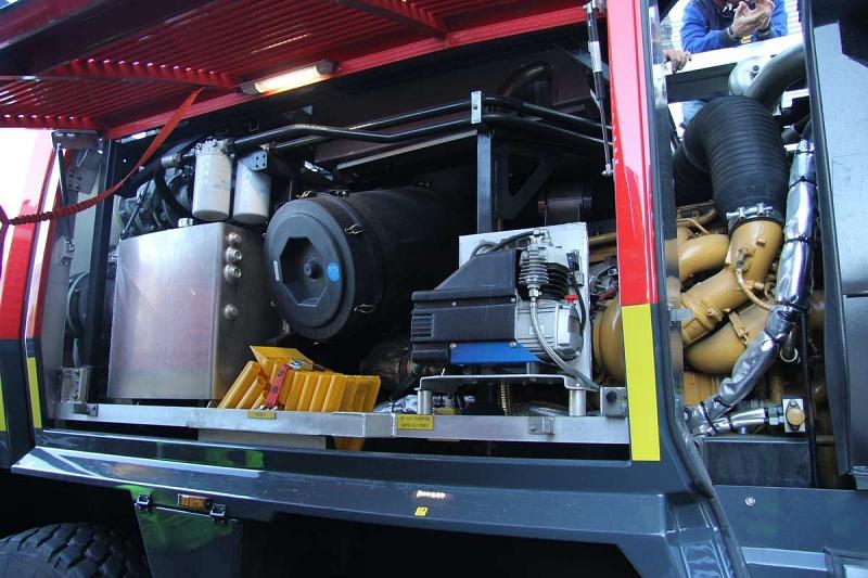 Der Motor des Feuerwehrautos.