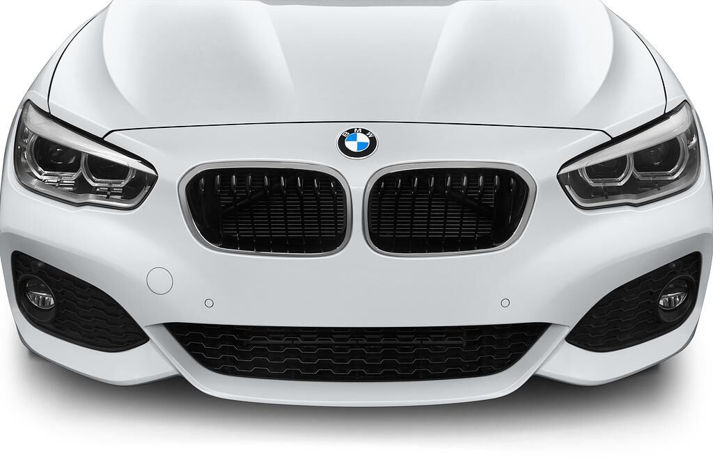 BMW 1 Series (Baujahr 2018) M Sport Ultimate 3 Türen Kühlergrill und Scheinwerfer