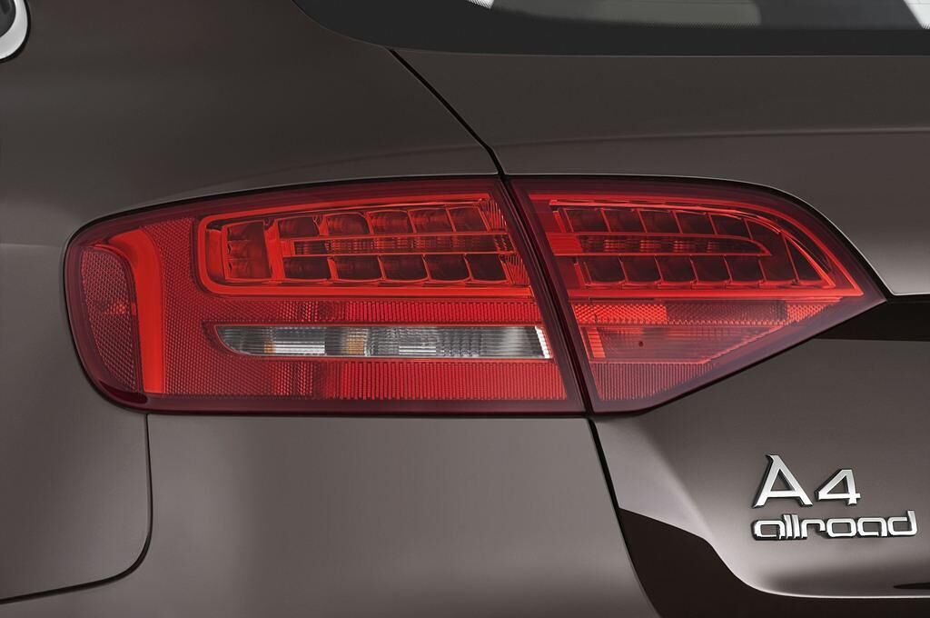 Audi A4 Allroad Quattro (Baujahr 2011) - 5 Türen Rücklicht