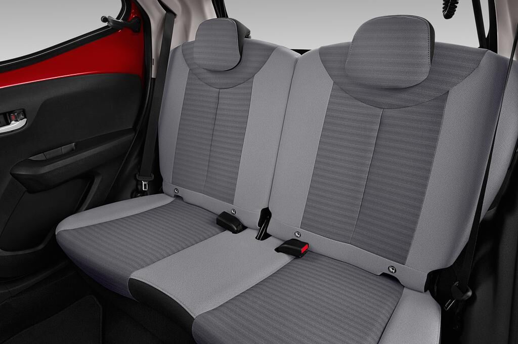 Toyota Aygo (Baujahr 2019) x-Play 5 Türen Rücksitze