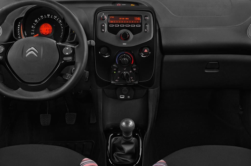 Citroen C1 (Baujahr 2018) Feel 5 Türen Mittelkonsole