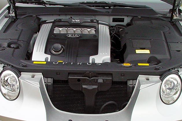 Das Triebwerk hat 3,5 Liter Hubraum und 203 PS
