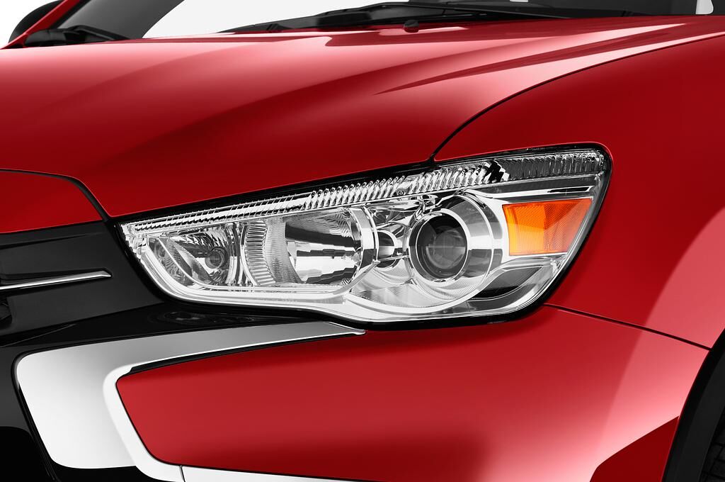 Mitsubishi ASX (Baujahr 2019) Diamant Edition+ 5 Türen Scheinwerfer