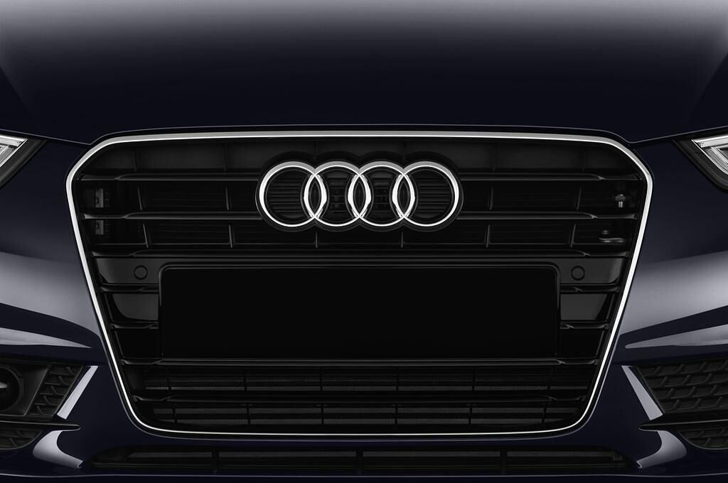 Audi A5 (Baujahr 2013) - 2 Türen Kühlergrill und Scheinwerfer