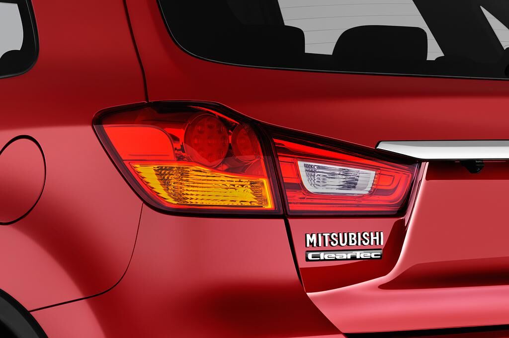 Mitsubishi ASX (Baujahr 2019) Diamant Edition+ 5 Türen Rücklicht