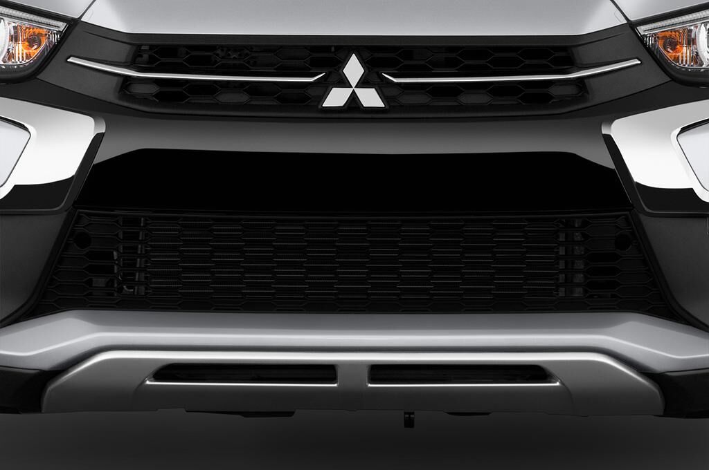 Mitsubishi ASX (Baujahr 2019) Top 5 Türen Kühlergrill und Scheinwerfer