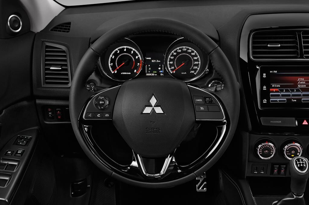 Mitsubishi ASX (Baujahr 2019) Top 5 Türen Lenkrad