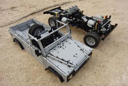 Land Rover Defender aus Bausteinen