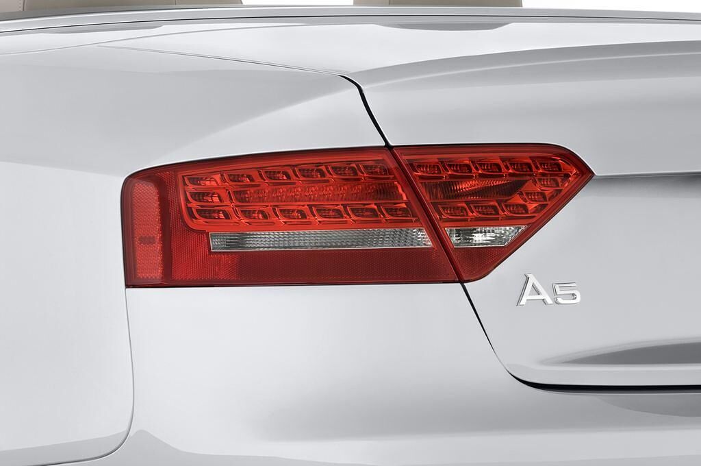 Audi A5 (Baujahr 2010) - 2 Türen Rücklicht