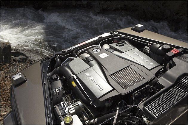 Der 5,5-Liter-V8-Biturbo leistet 544 PS und erzeugt stattliche 760 Newtonmeter Drehmoment