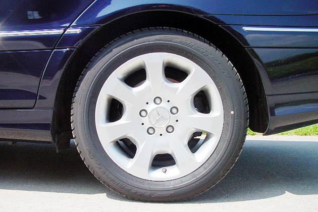 Die Alufelgen verleihen dem C 230 K einen sportlichen Touch