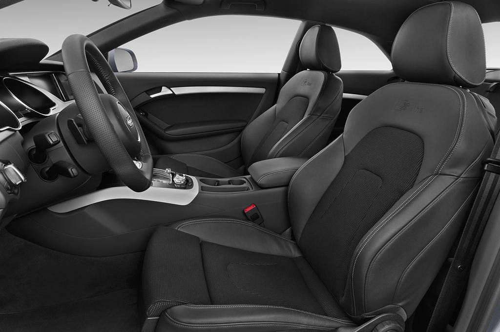Audi A5 (Baujahr 2012) S line 2 Türen Vordersitze
