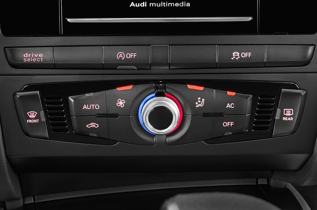 Audi A5 (Baujahr 2012) S line 2 Türen Temperatur und Klimaanlage