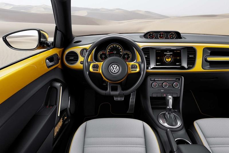 Das Cockpit des neuen VW Beetle Dune.