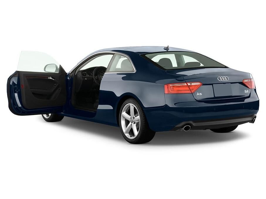 Audi A5 (Baujahr 2010) - 2 Türen Tür geöffnet