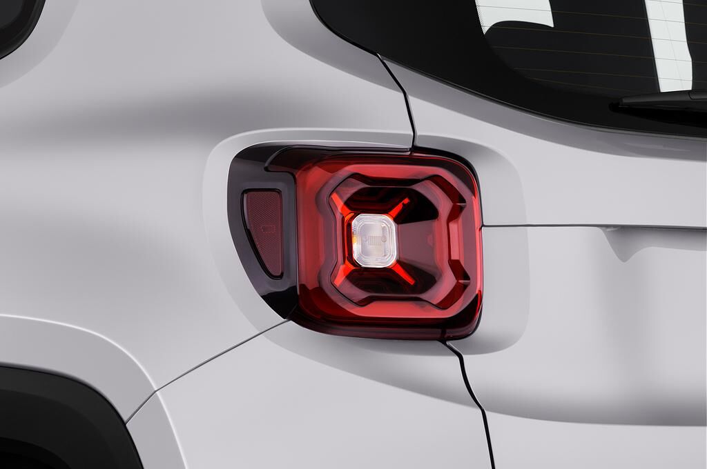 Jeep Renegade (Baujahr 2019) Limited 5 Türen Rücklicht