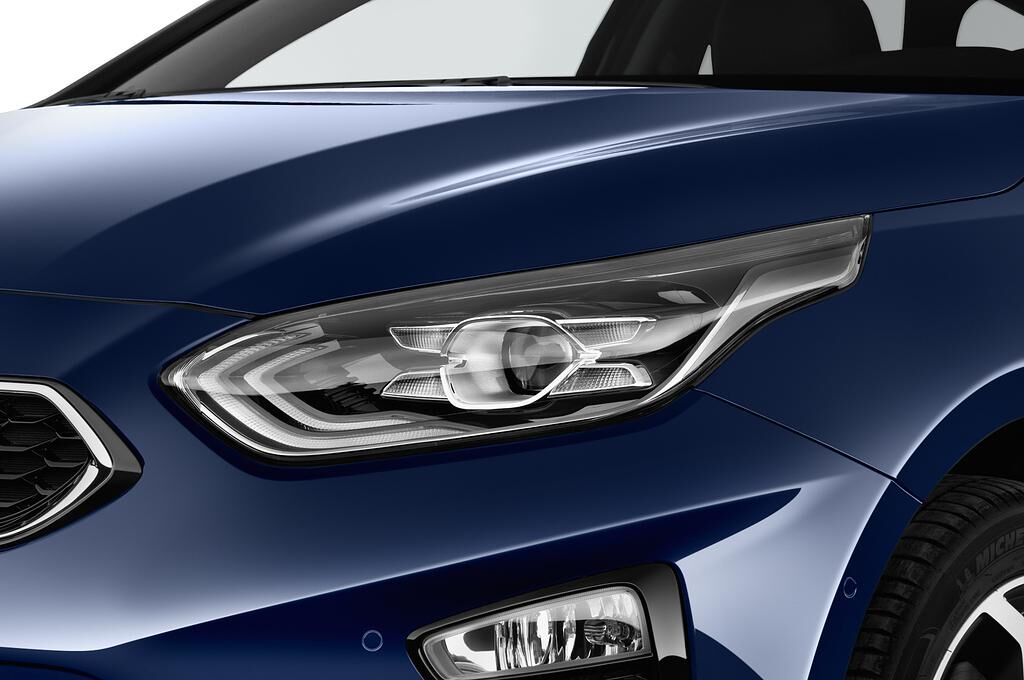 KIA Ceed SW (Baujahr 2019) Vision 5 Türen Scheinwerfer