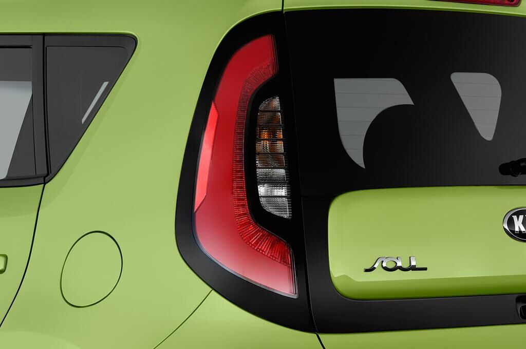 Kia Soul (Baujahr 2014) Spirit 5 Türen Rücklicht
