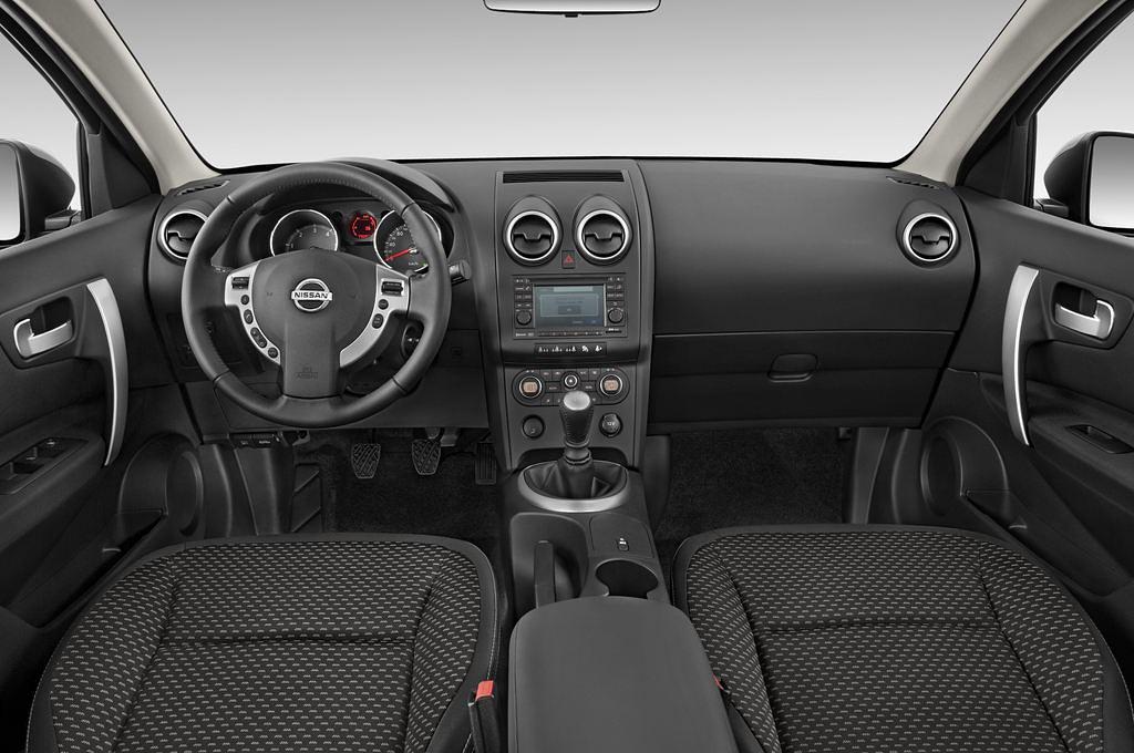 Nissan Qashqai+2 (Baujahr 2009) - 5 Türen Cockpit und Innenraum