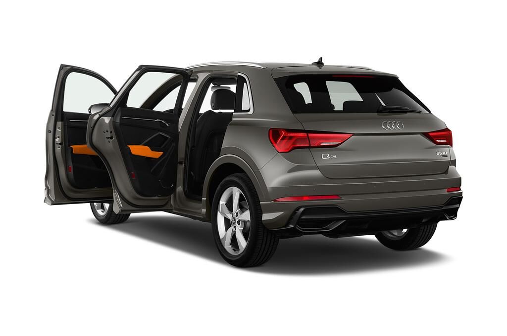 Audi Q3 (Baujahr 2019) S line 5 Türen Tür geöffnet