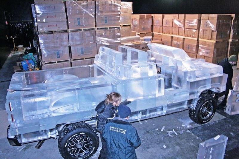 Das Eis ist besonders klar, da die Lufteinschlüsse entfernt wurden