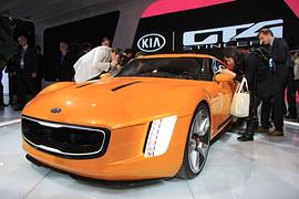 Kia GT4 Stinger - Schicker Renner
