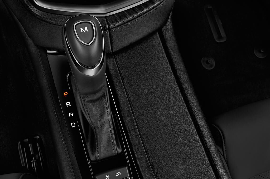 Cadillac CTS V (Baujahr 2019) Final Edition 4 Türen Schalthebel