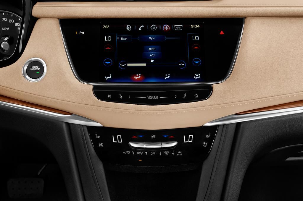 Cadillac XT5 (Baujahr 2019) Platinum 5 Türen Temperatur und Klimaanlage
