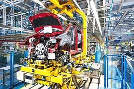 Daimler investiert rund 190 Millionen Euro in spanisches Transporterwerk Vitoria