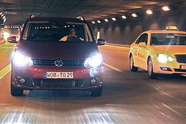 Abblendlicht im Tunnel: Bis 35 Euro Verwarnungsgeld für Lichtmuffel