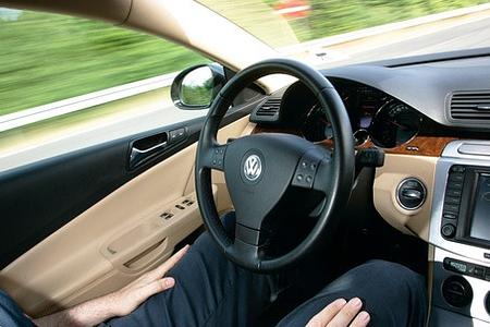 Europäisches Forschungsprojekt „AdaptIVe“ entwickelt Funktionen für automatisches Fahren
