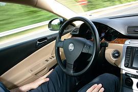 Europäisches Forschungsprojekt „AdaptIVe“ entwickelt Funktionen für automatisches Fahren
