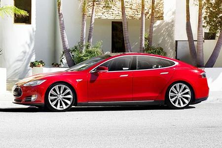 Sixt Leasing geht mit mit Tesla Motors strategische Partnerschaft ein