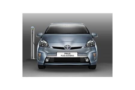 Toyota Prius Plug-in Hybrid ab sofort bestellbar Toyota Prius Plug-in Hybrid ab sofort bestellbar