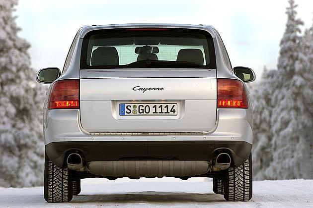 Der V6 heißt nur "Cayenne" und hat einen schwarzen Schriftzug am Heck