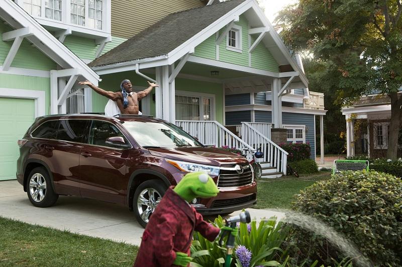 Bei Toyota taucht Kermit im Super-Bowl-Spot auf