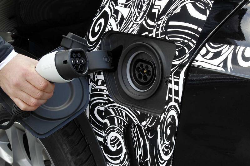 Nach zwei Stunden sind die Batterien wieder aufgeladen.