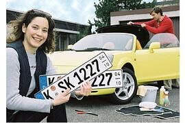 Bei Saisonfahrzeugen dauernd für Spannung sorgen