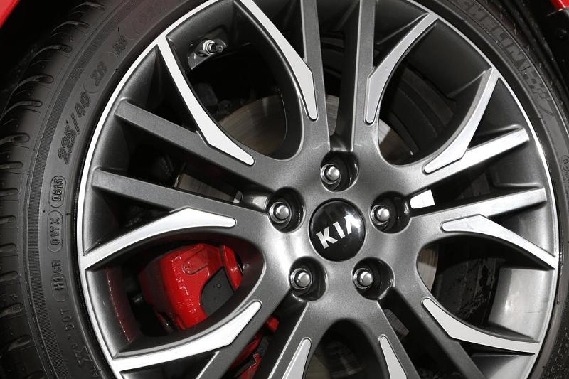 Drer Kia pro_cee\\\'d GT kommt mit eigenem Felgendesign