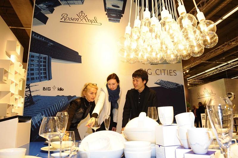 Maria Greger, Sandra Höner zu Bentrup und Shinichi Nakagawa auf Inspirationstour.