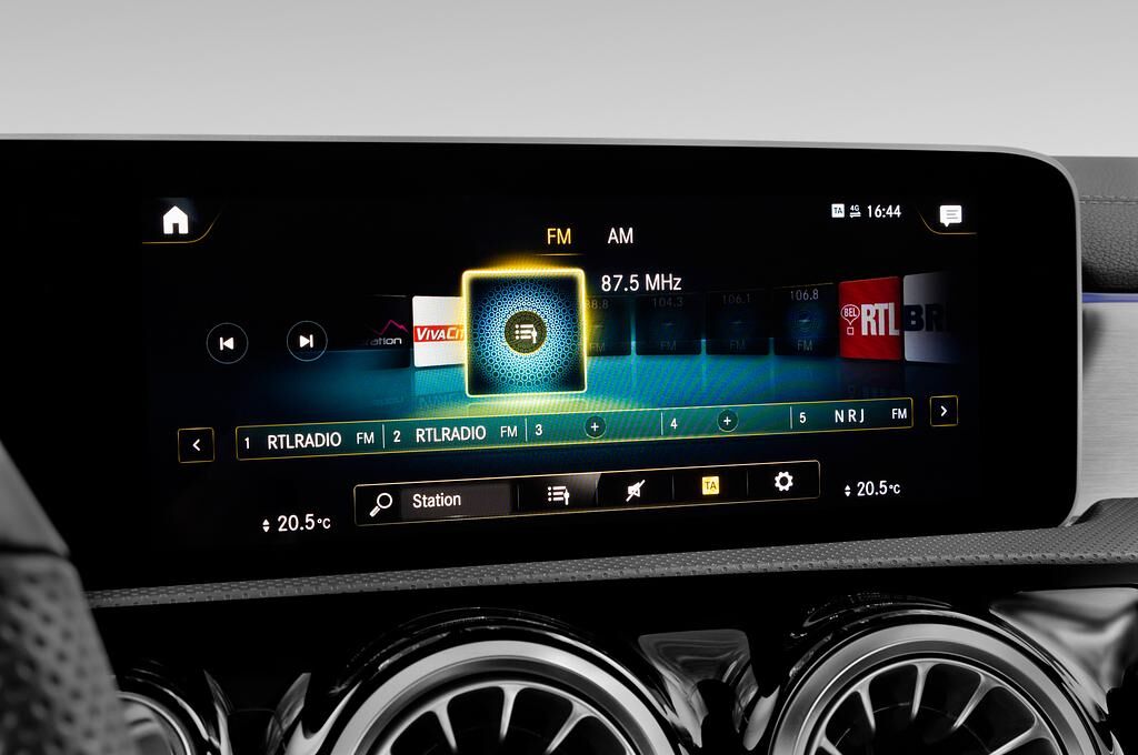 Mercedes A Class (Baujahr 2019) - 4 Türen Radio und Infotainmentsystem