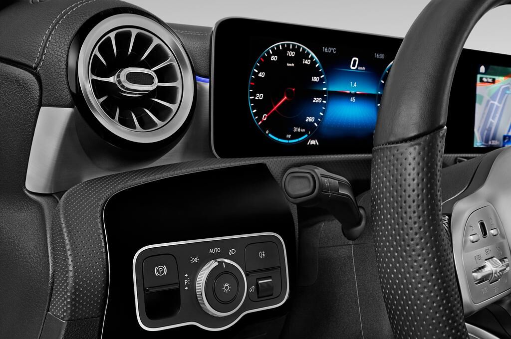 Mercedes A Class (Baujahr 2019) - 4 Türen Lüftung