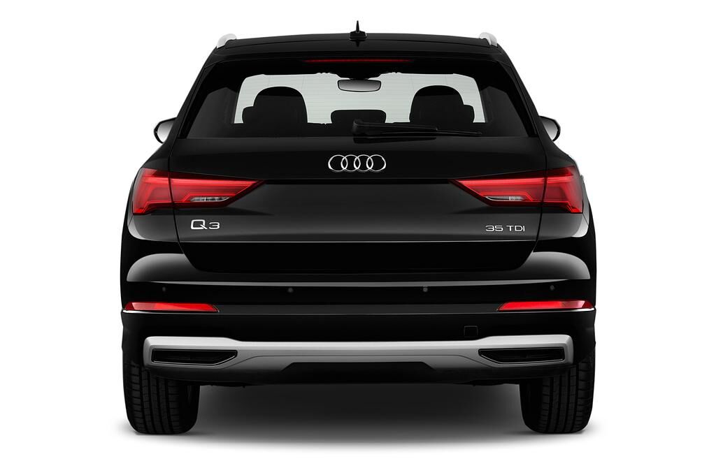 Audi Q3 (Baujahr 2019) Advanced 5 Türen Heckansicht